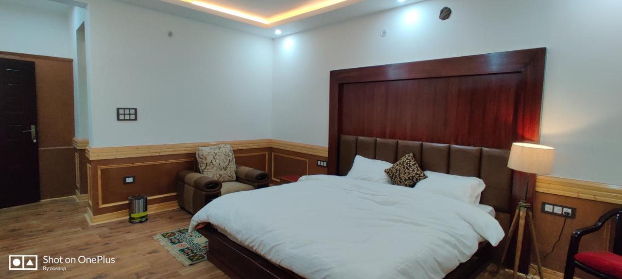 Ladakh Country Inn Лех Номер фото