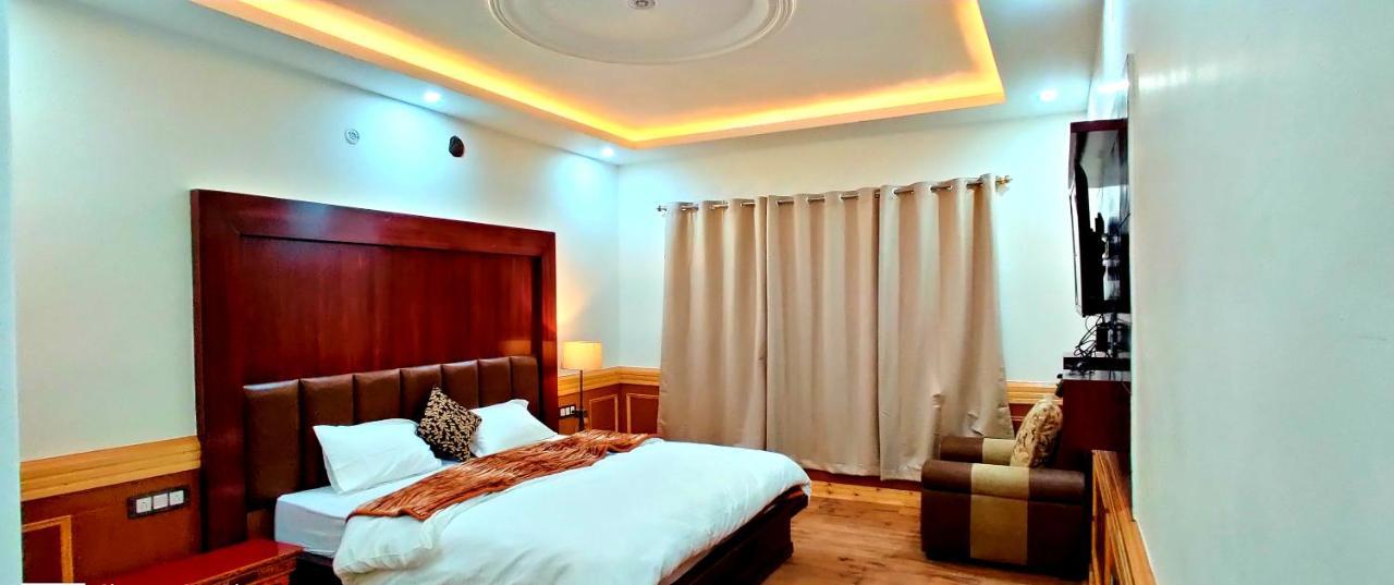 Ladakh Country Inn Лех Экстерьер фото